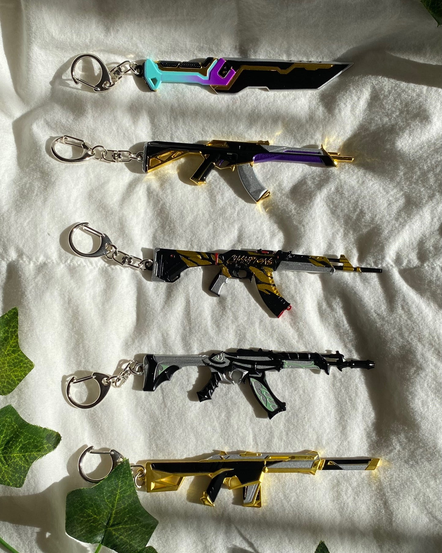 *BEST SELLING* Valorant Vandal Keychain (Prime, Reaver, Champions)